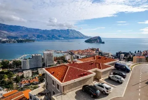 Prodaja, dvosoban stan, 73m², Vidikovac, Budva - image 2