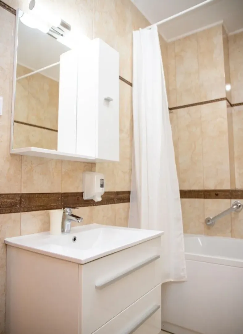 Sale, two bedroom apartment, 89m², Bečići, Budva
