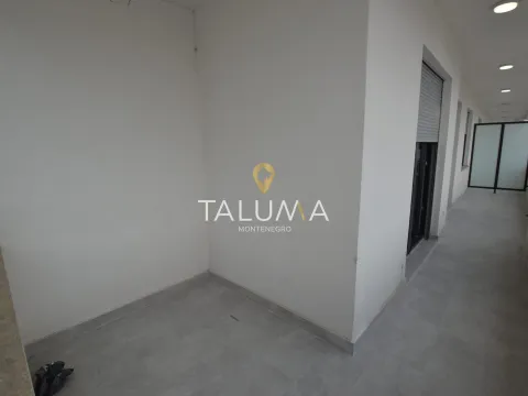 Sale, two bedroom apartment, 76m², Tološi, Podgorica - image 14