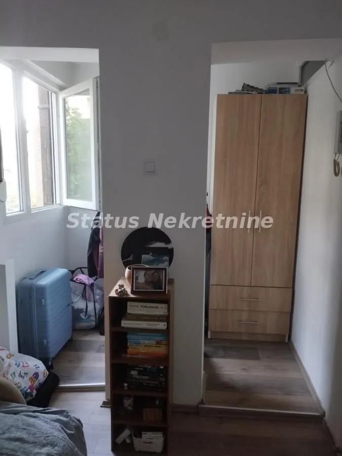 Izdavanje, dvosoban stan, 40m², Grbavica, Novi Sad Sve Podlokacije