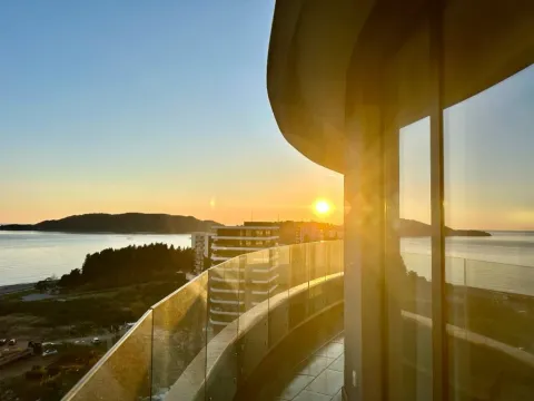 Sale, two bedroom apartment, 65m², Bečići, Budva - image 11