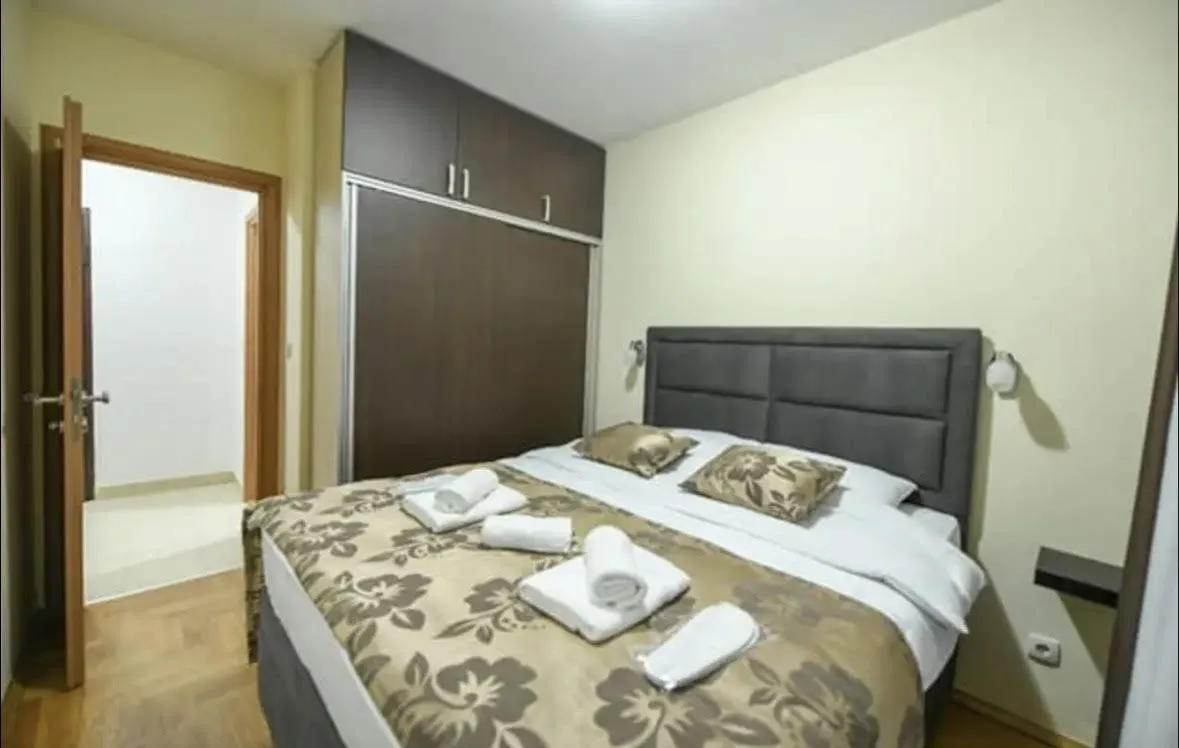 Rent, one bedroom apartment, 40m², Stari Aerodrom, Podgorica