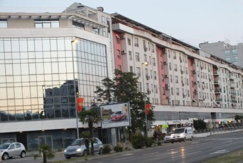 Prodaja, četvorosoban stan, 122m², Preko Morače, Podgorica