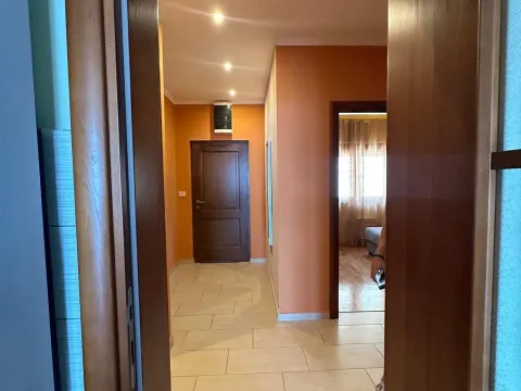 Prodaja, stan, 88m², Herceg Novi, Crna Gora - image 4