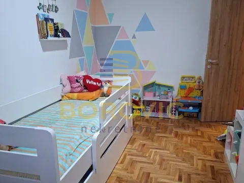 Sale, three bedroom apartment, 76m², Vojvode Vlahovica, Beograd - image 9