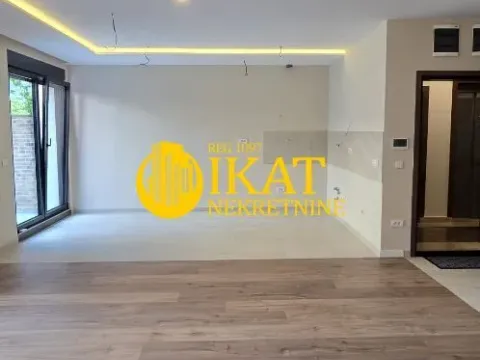 Prodaja, trosoban stan, 68m², Kluz, Zvezdara Sve Podlokacije - image 3