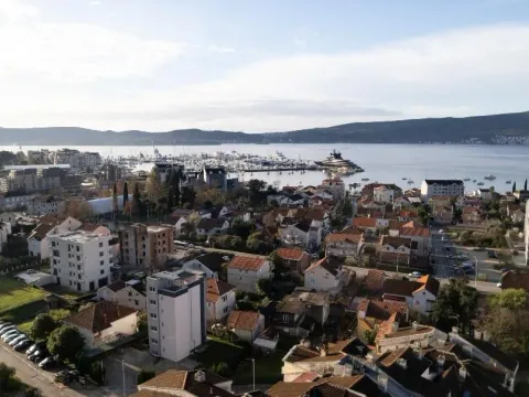 Rent, two bedroom apartment, 64m², Seljanovo, Tivat - image 14