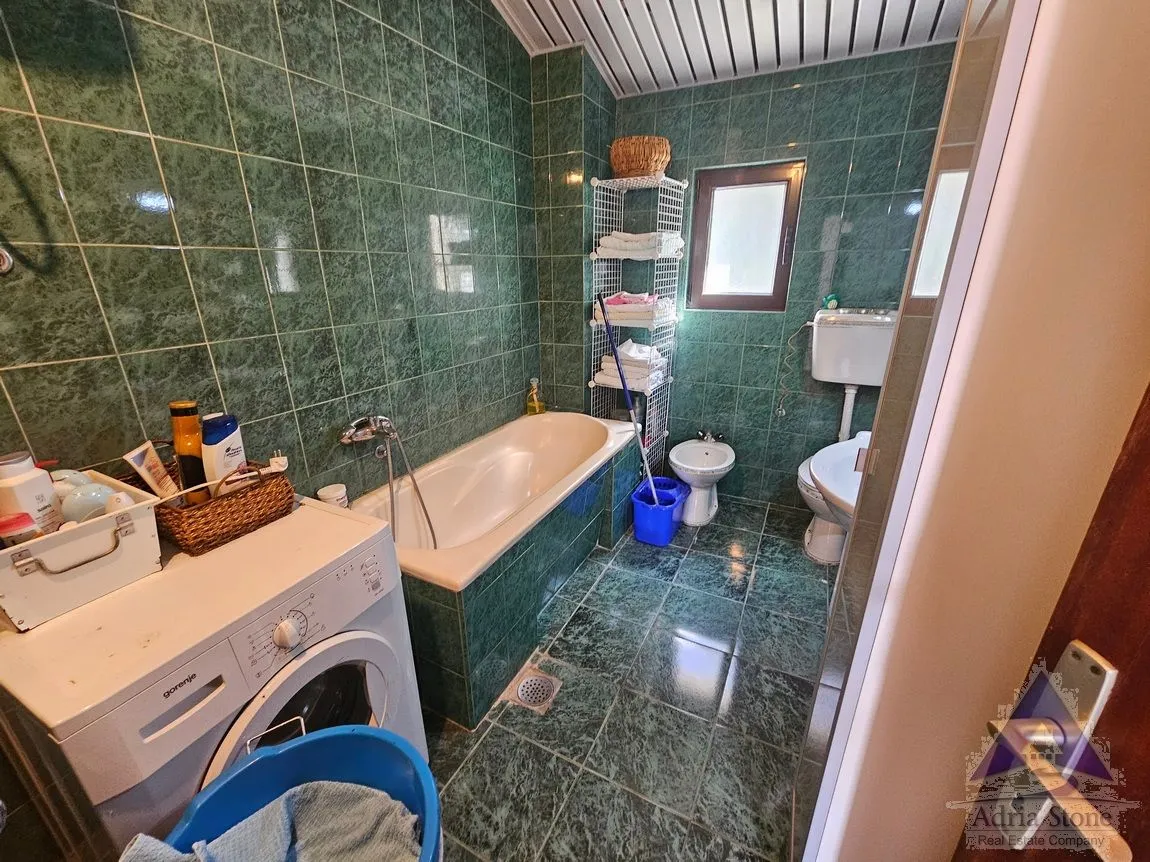 Prodaja, kuća, 225m², Seljanovo, Tivat