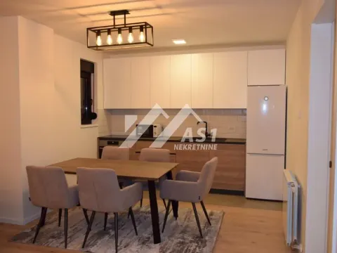 Izdavanje, četvorosoban stan, 98m², Rotkvarija, Novi Sad Sve Podlokacije - image 2