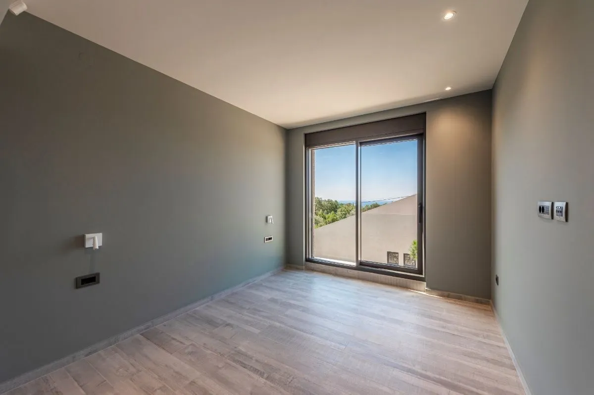 Prodaja, kuća, 558m², Đuraševići, Tivat