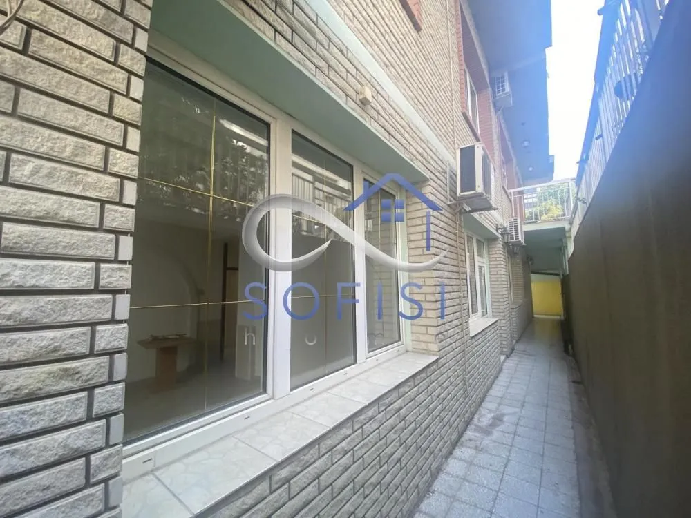 Rent, office space, 160m², Grbavica, Novi Sad Sve Podlokacije