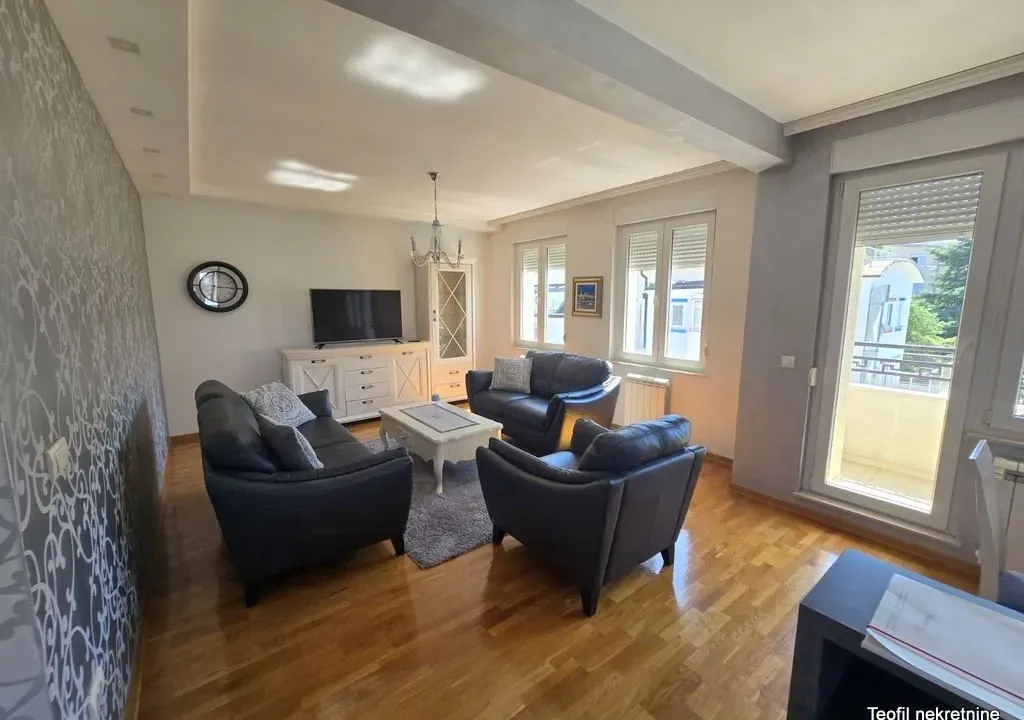 Izdavanje, dvosoban stan, 56m², Lekino Brdo, Voždovac Sve Podlokacije