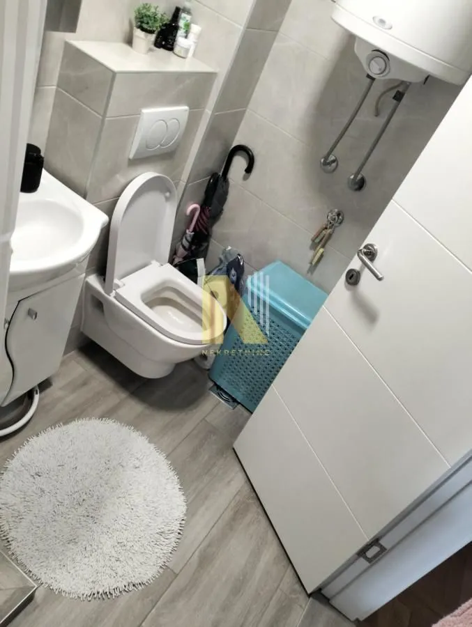Prodaja, dvosoban stan, 41m², Bulevar Evrope, Novi Sad Sve Podlokacije