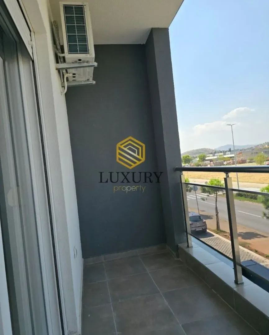Izdavanje, jednosoban stan, 42m², Tuški Put, Podgorica