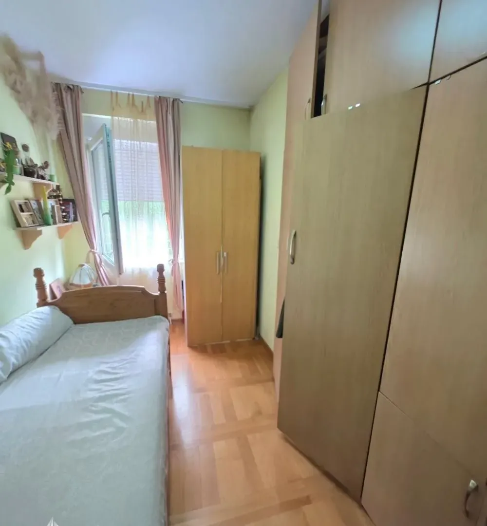 Prodaja, jednosoban stan, 34m², Kneževac, Beograd