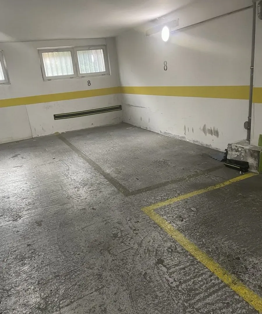 Izdavanje, parking/garaža, 15m², Kalenić Pijaca, Vračar Sve Podlokacije