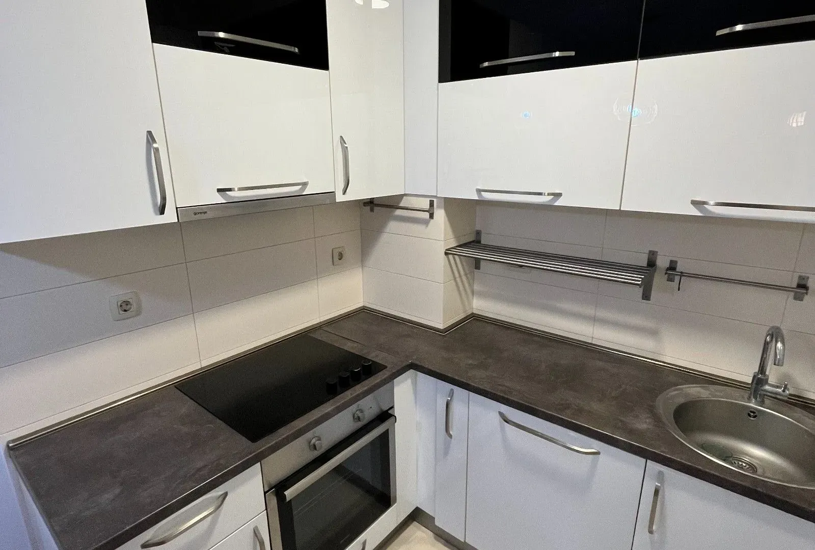 Prodaja, jednosoban stan, 43m², Stari Aerodrom, Podgorica