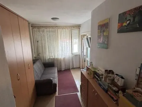 Prodaja, trosoban stan, 80m², Marger, Niš - image 11