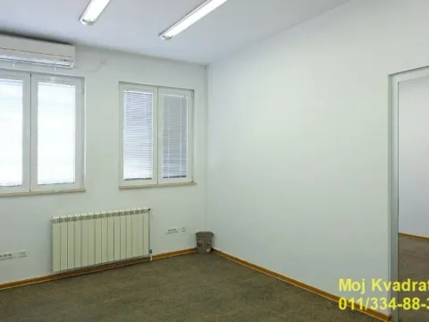 Izdavanje, poslovni prostor, 130m², Stari Grad, Beograd - image 3