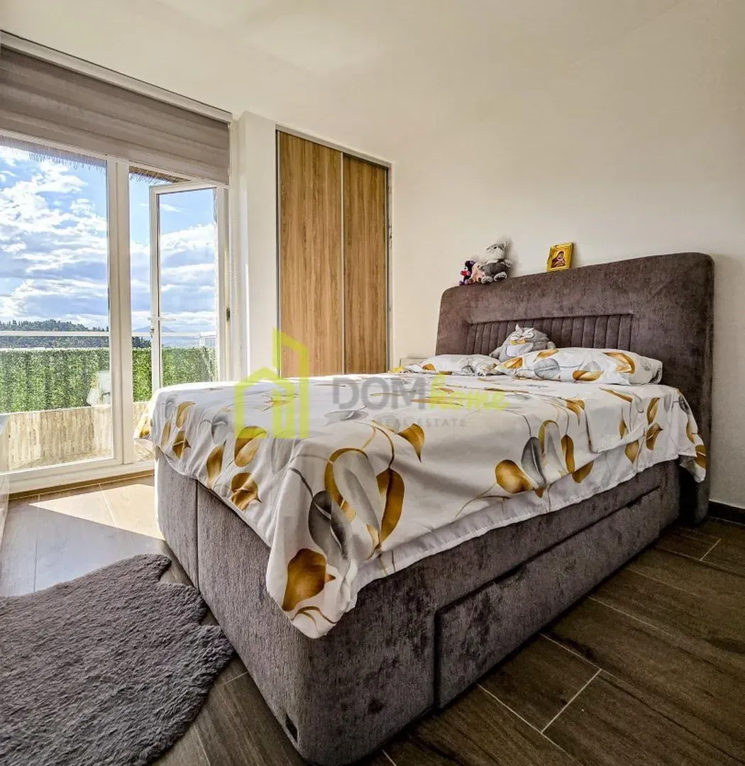 Prodaja, trosoban stan, 74m², Pobrežje, Podgorica