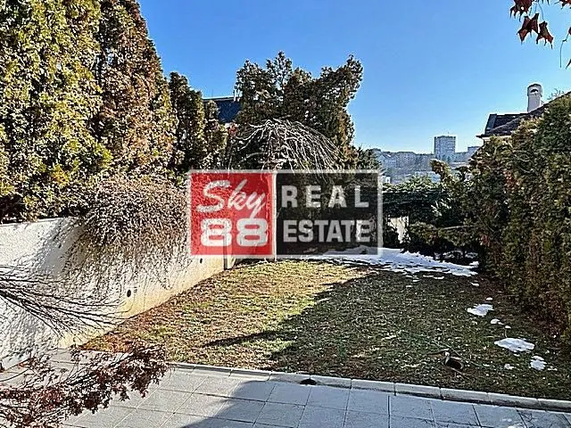 Prodaja, kuća, 215m², Savski Venac, Beograd