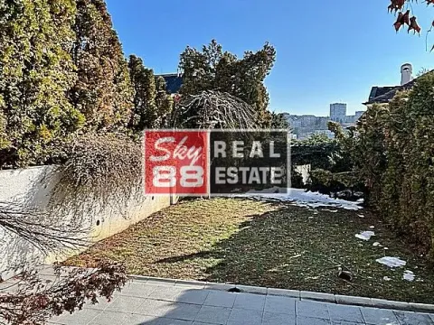 Sale, house, 215m², Savski Venac, Beograd - image 13