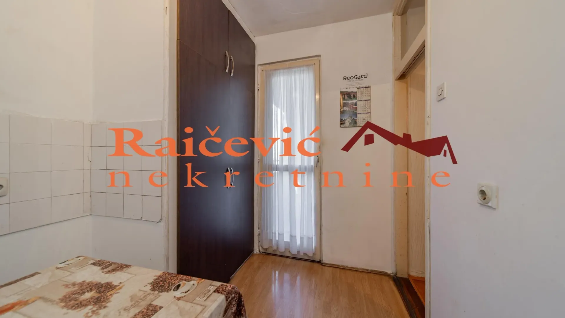 Prodaja, dvosoban stan, 67m², Labudovo Brdo, Beograd