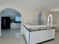 Izdavanje, kuća, 500m², Donja Gorica, Podgorica - image 4