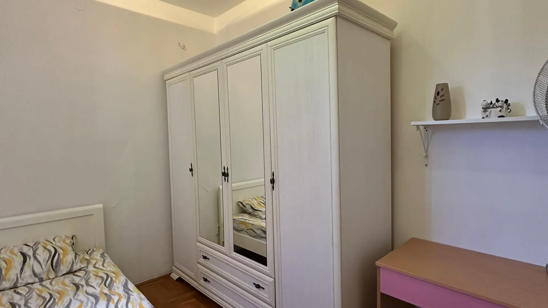Rent, three bedroom apartment, 70m², Dumidran, Tivat