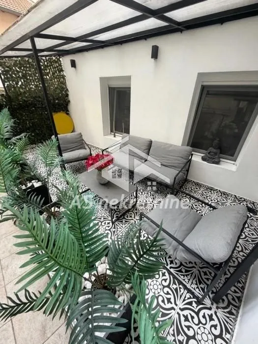 Rent, two bedroom apartment, 42m², Stari Grad, Beograd