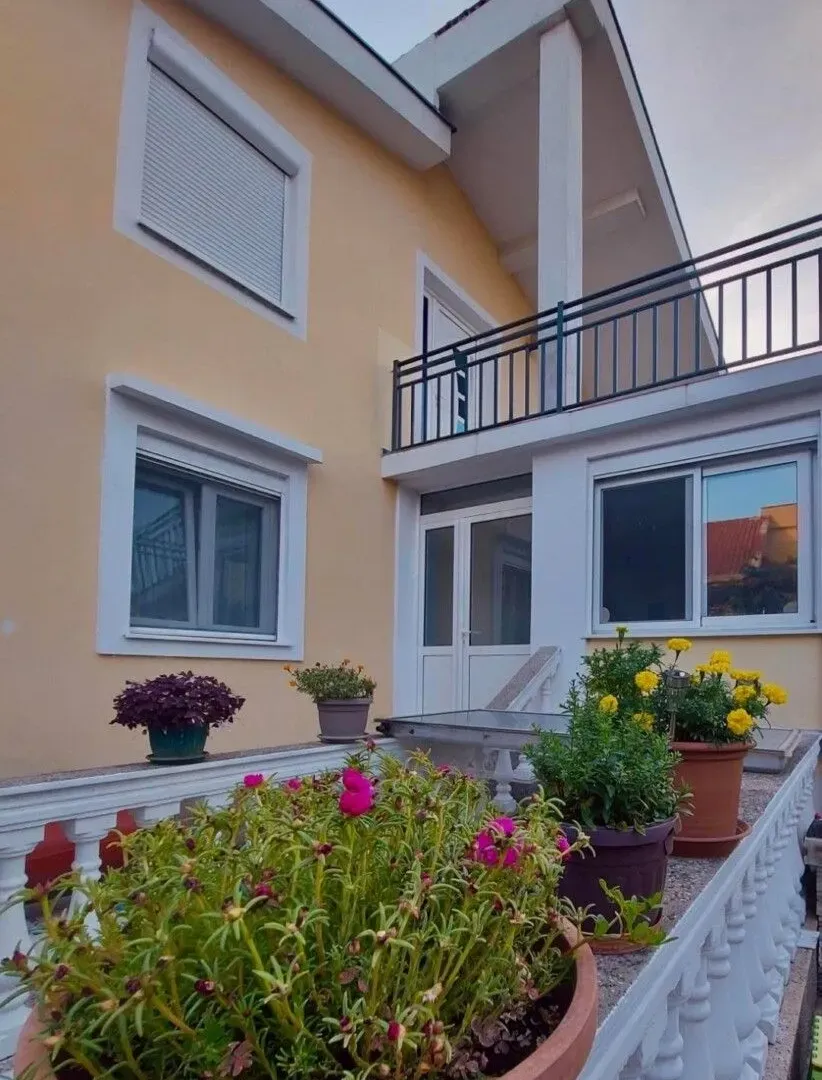 Rent, house, 100m², Zabjelo, Podgorica