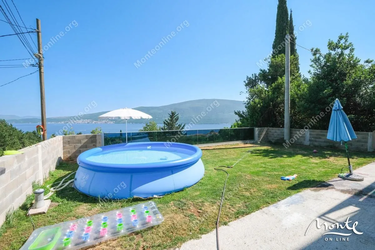 Prodaja, kuća, 270m², Baošići, Herceg Novi