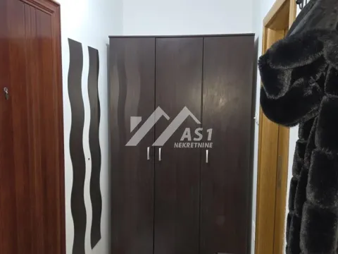 Izdavanje, stan, 25m², Bulevar Evrope, Novi Sad Sve Podlokacije - image 3