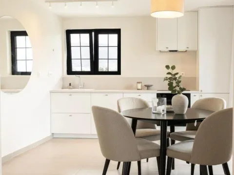 Prodaja, kuća, 424m², Tivat, Crna Gora - image 7