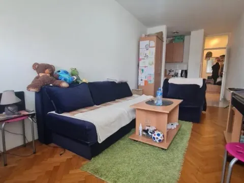 Izdavanje, dvosoban stan, 52m², Sajmište, Novi Sad - image 2