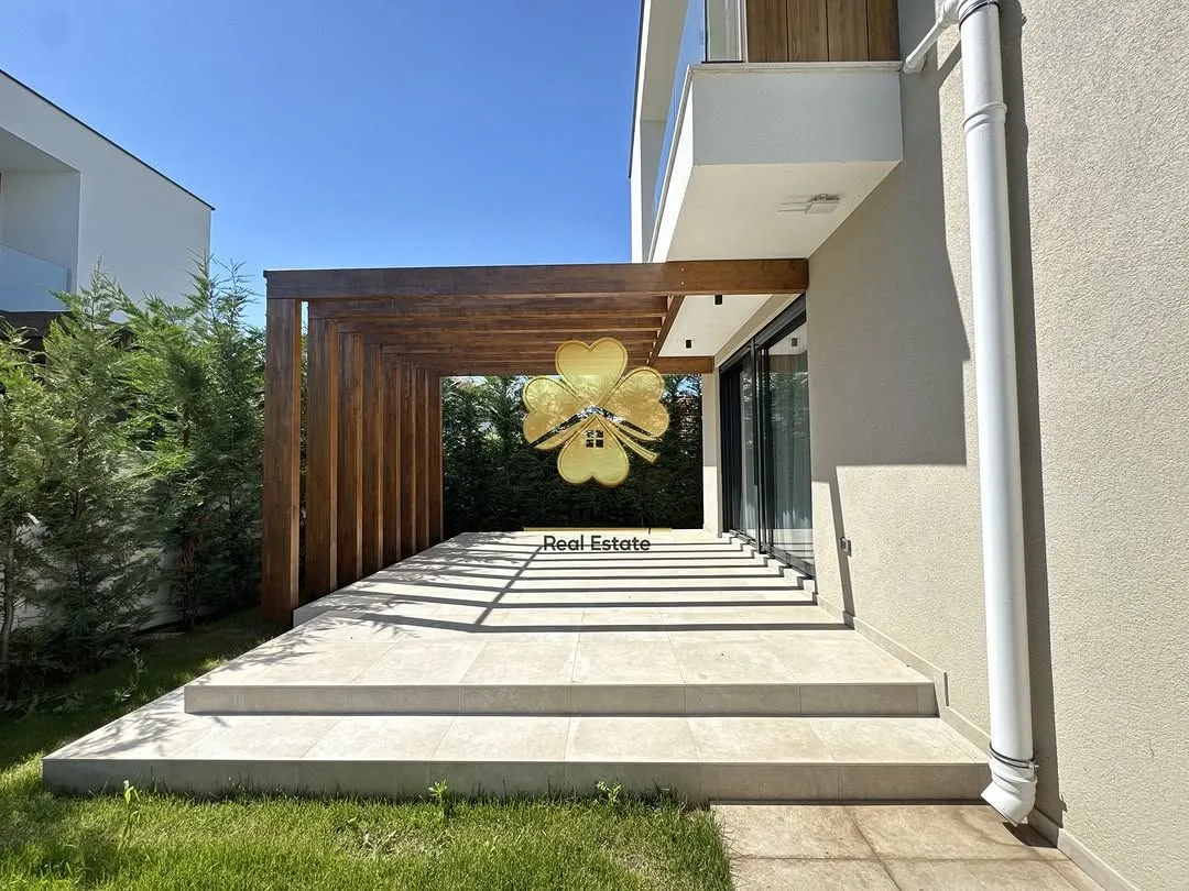 Rent, house, 230m², Gornja Gorica, Podgorica