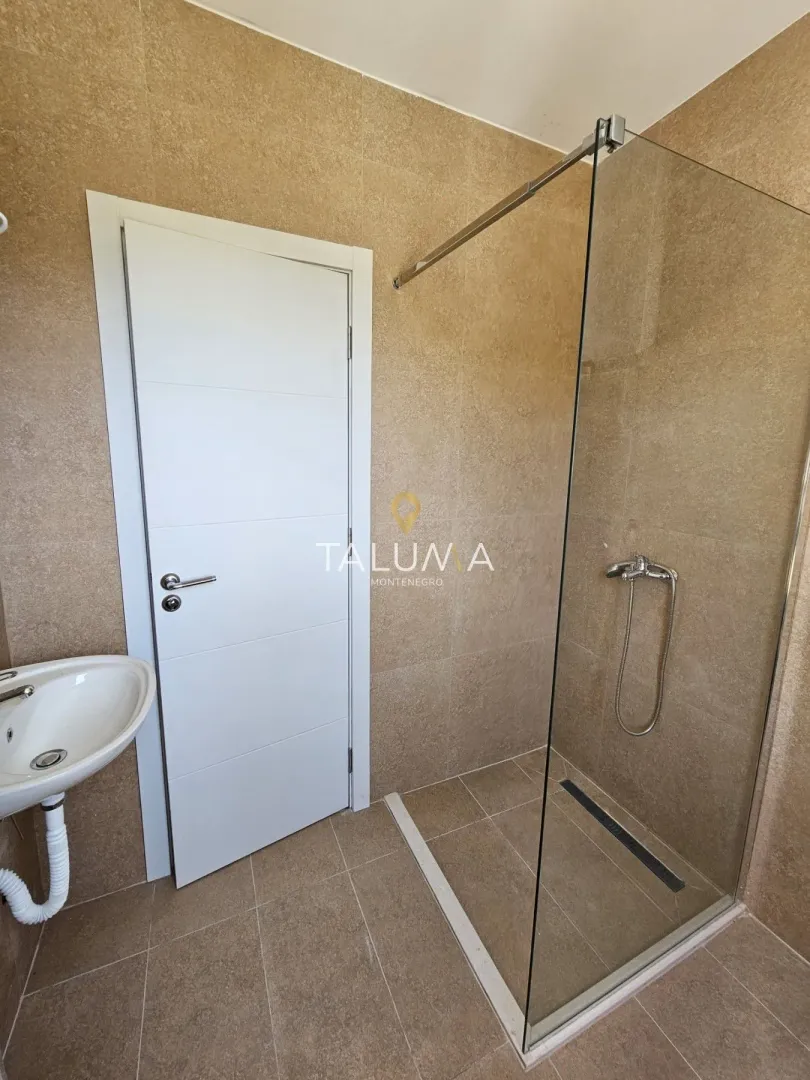 Rent, two bedroom apartment, 64m², Tološi, Podgorica