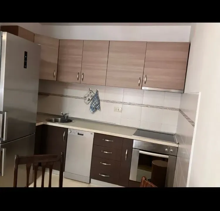 Izdavanje, jednosoban stan, 45m², Stari Aerodrom, Podgorica