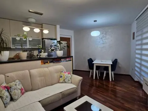 Sale, two bedroom apartment, 56m², Stari Aerodrom, Podgorica - image 1