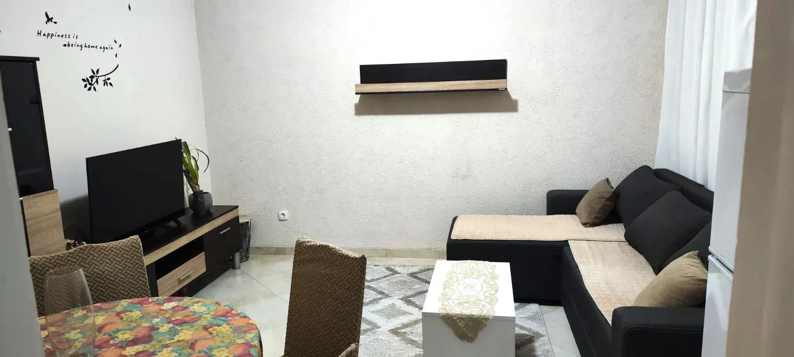 Izdavanje, stan, 41m², Tivat, Crna Gora