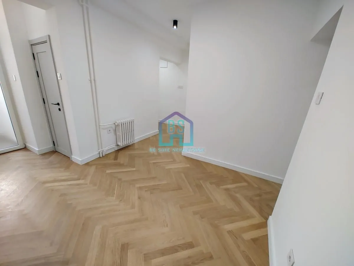 Prodaja, trosoban stan, 85m², Stari grad, Novi Sad