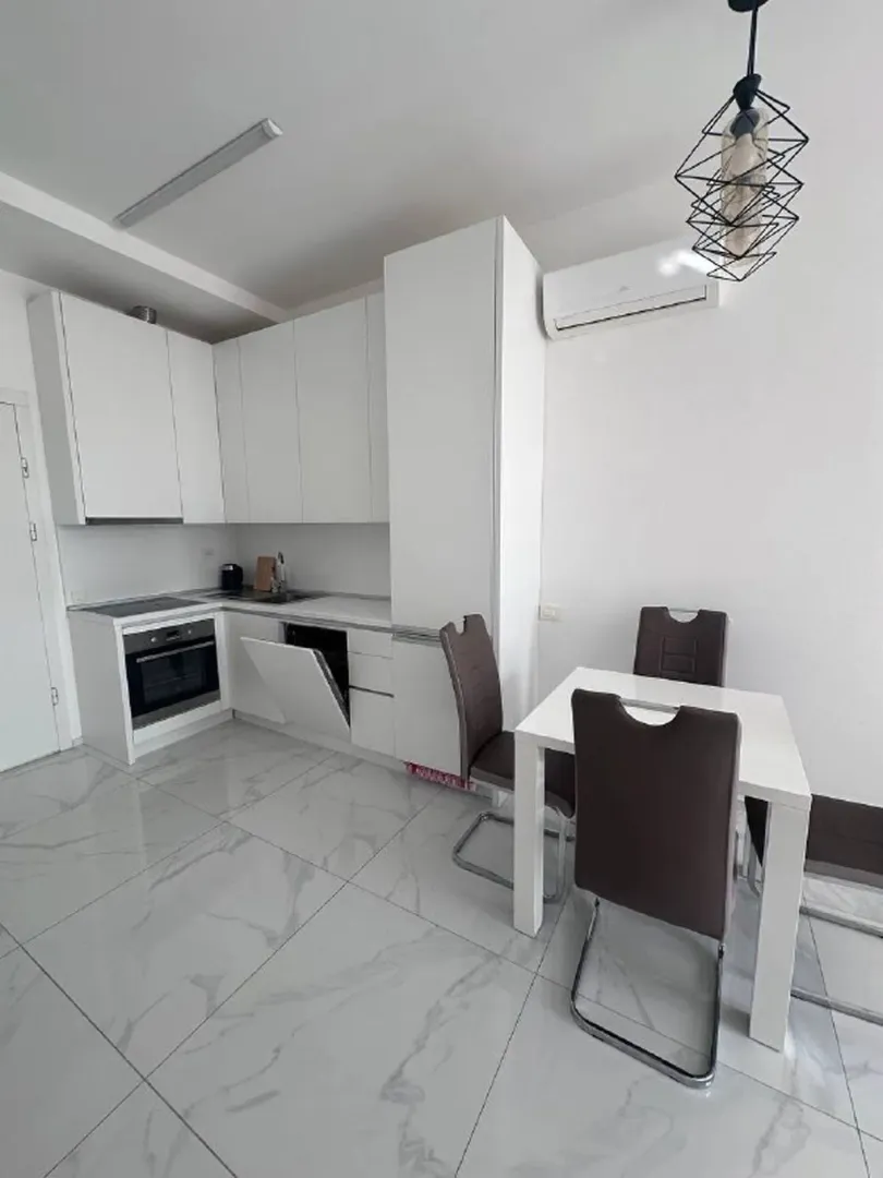 Rent, two bedroom apartment, 65m², Bečići, Budva