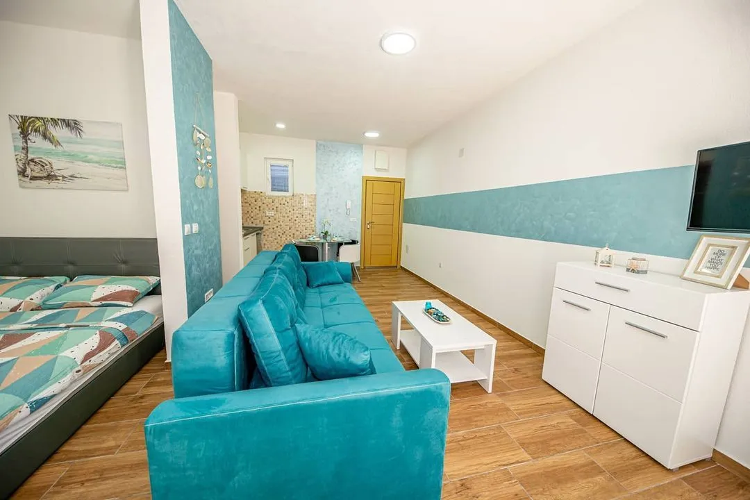 Rent, studio apartment, 36m², Sutomore, Bar