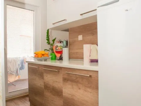 Izdavanje, jednosoban stan, 42m², Bečići, Budva - image 5