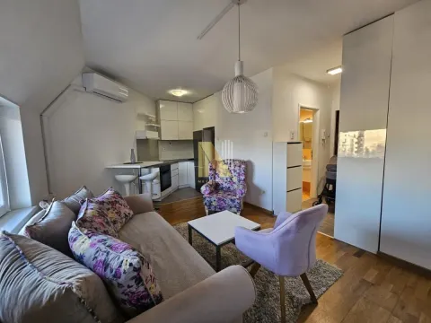 Rent, one bedroom apartment, 33m², Bulevar patrijarha Pavla, Novi Sad Sve Podlokacije - image 2