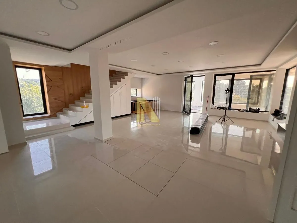 Prodaja, kuća, 591m², Sremska Kamenica, Petrovaradin