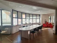 Izdavanje, poslovni prostor, 180m², Stari Grad, Beograd - image 1