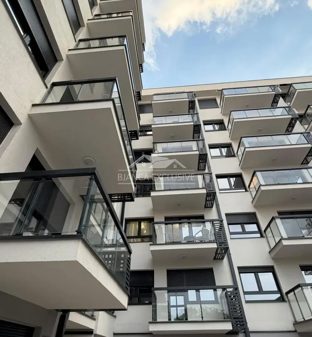 Prodaja, trosoban stan, 66m², Zemun Gornji Grad, Zemun Sve Podlokacije