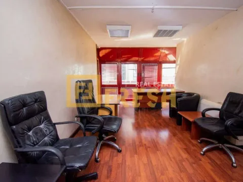 Izdavanje, poslovni prostor, 170m², Preko Morače, Podgorica - image 5