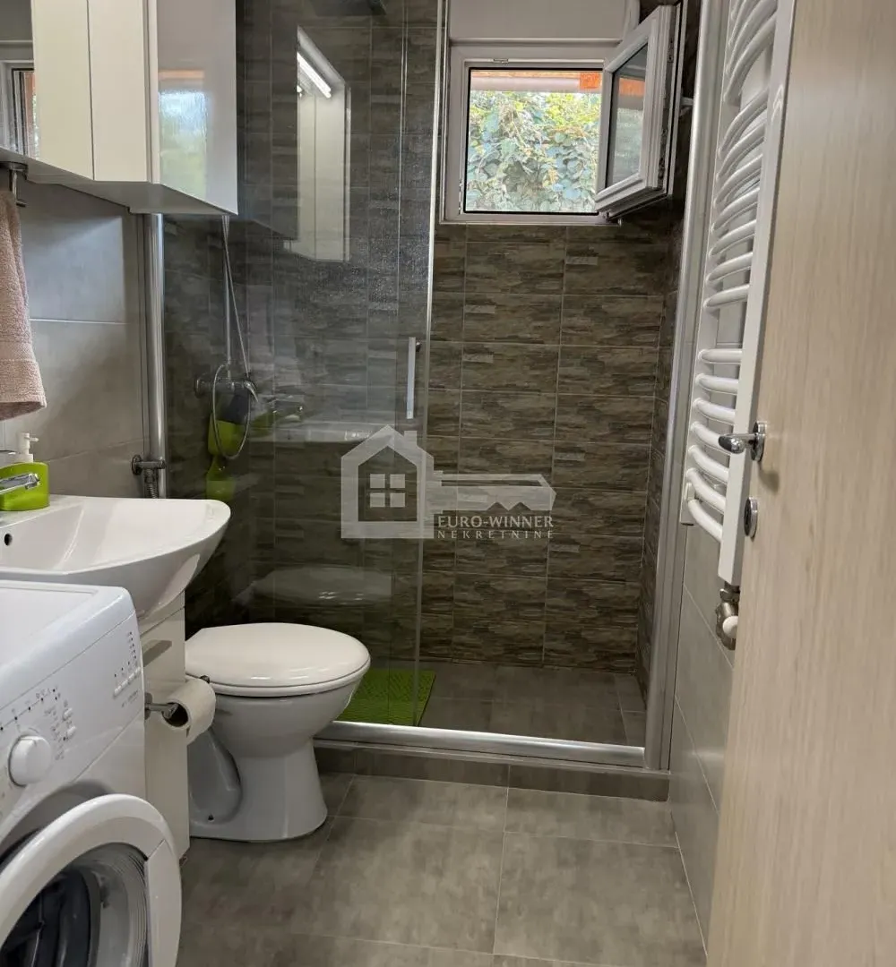 Prodaja, kuća, 162m², Zemun Gornji Grad, Zemun Sve Podlokacije
